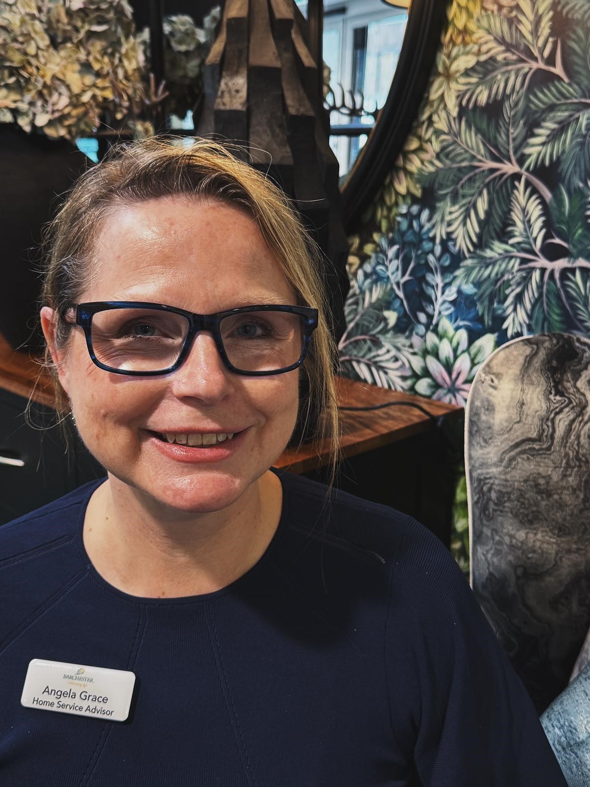 Angela-Home Service Advisor