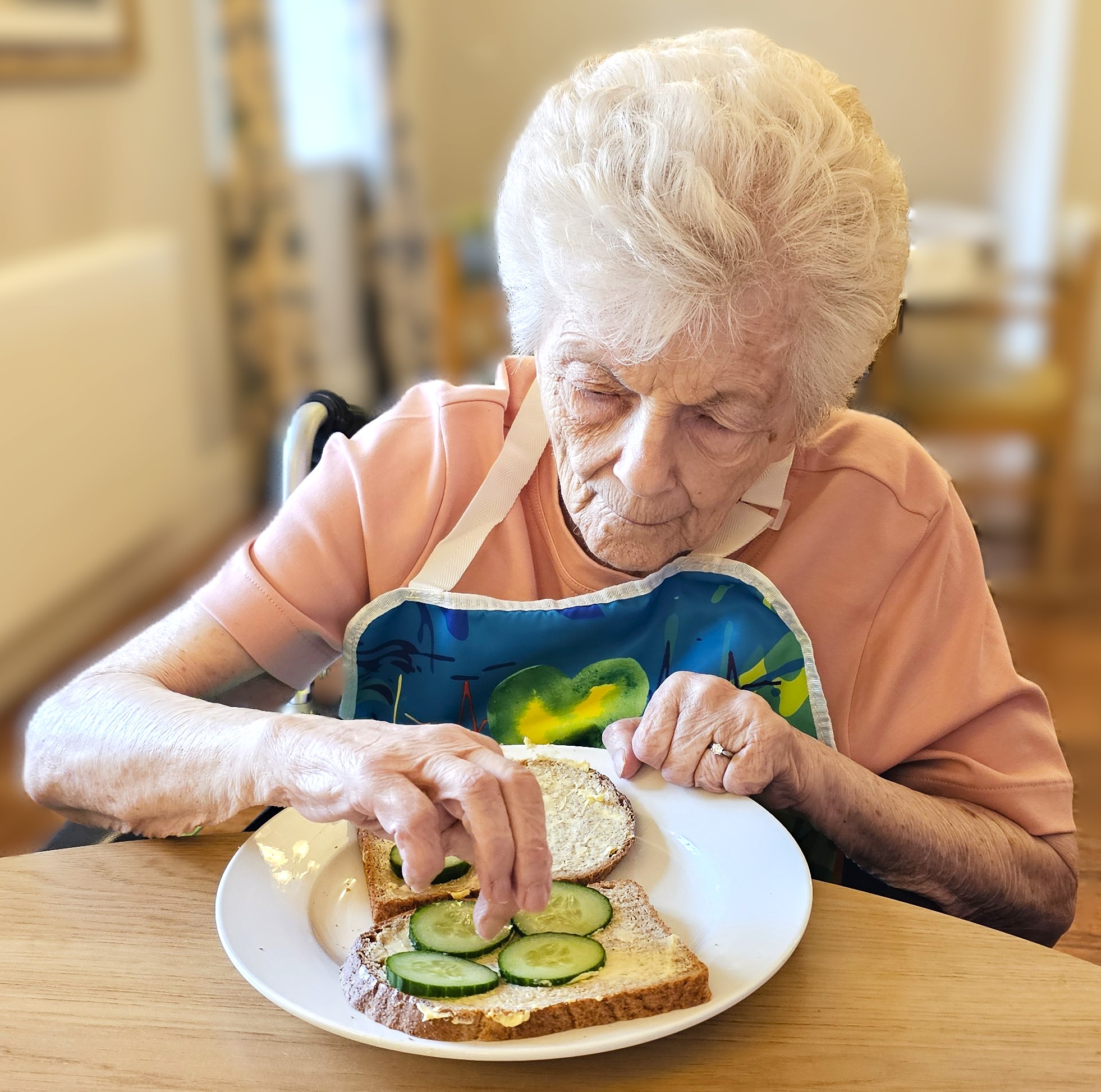 Resident making a sandwich 