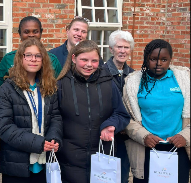 Girl Guides with Residents and Staff 