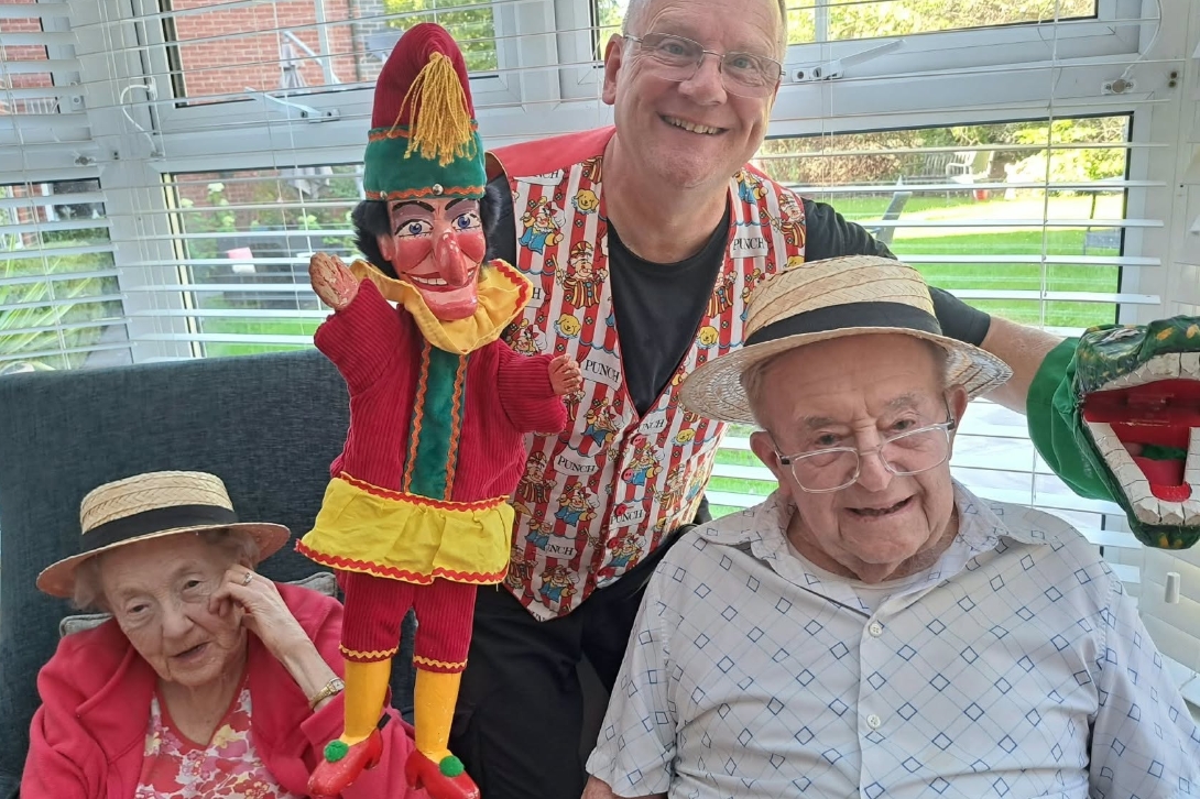 Seaside Reminisce for our Residents 