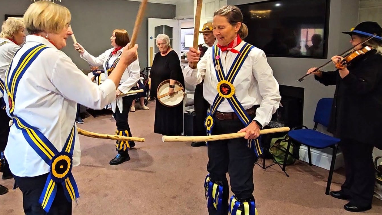 Braybrooke Morris Dancers Delight Residents