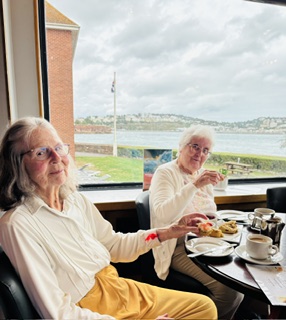 Trip out to local Hotel for Cream Tea
