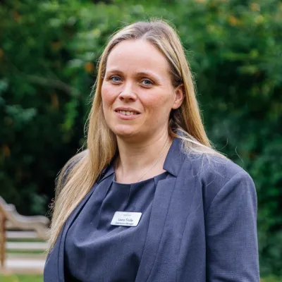 Laura Tindle