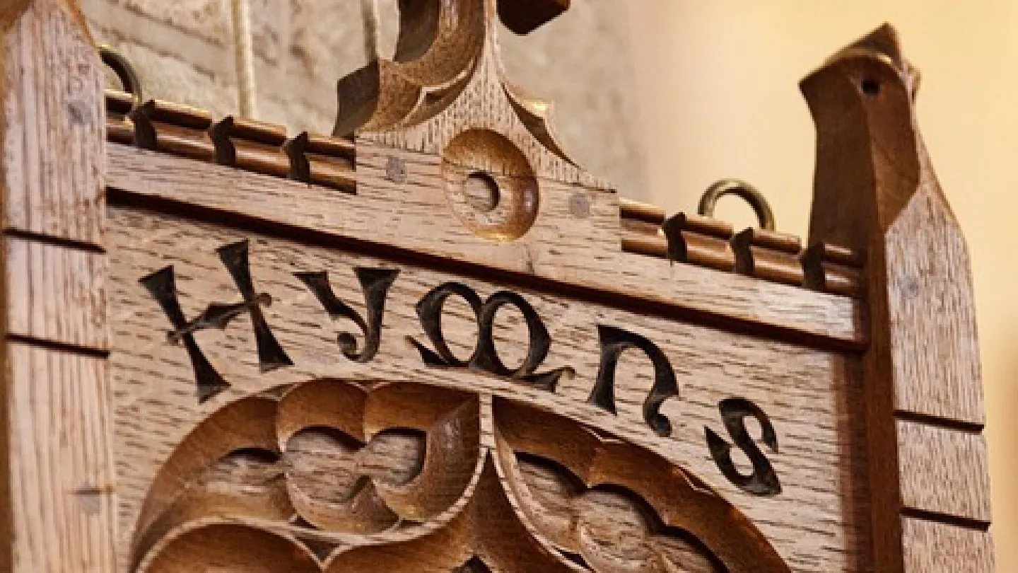 Hymns with Gillie Hymns with Gillie