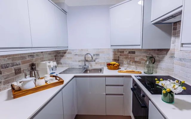 Kitchen at Wimbledon Beaumont Assisted Living 