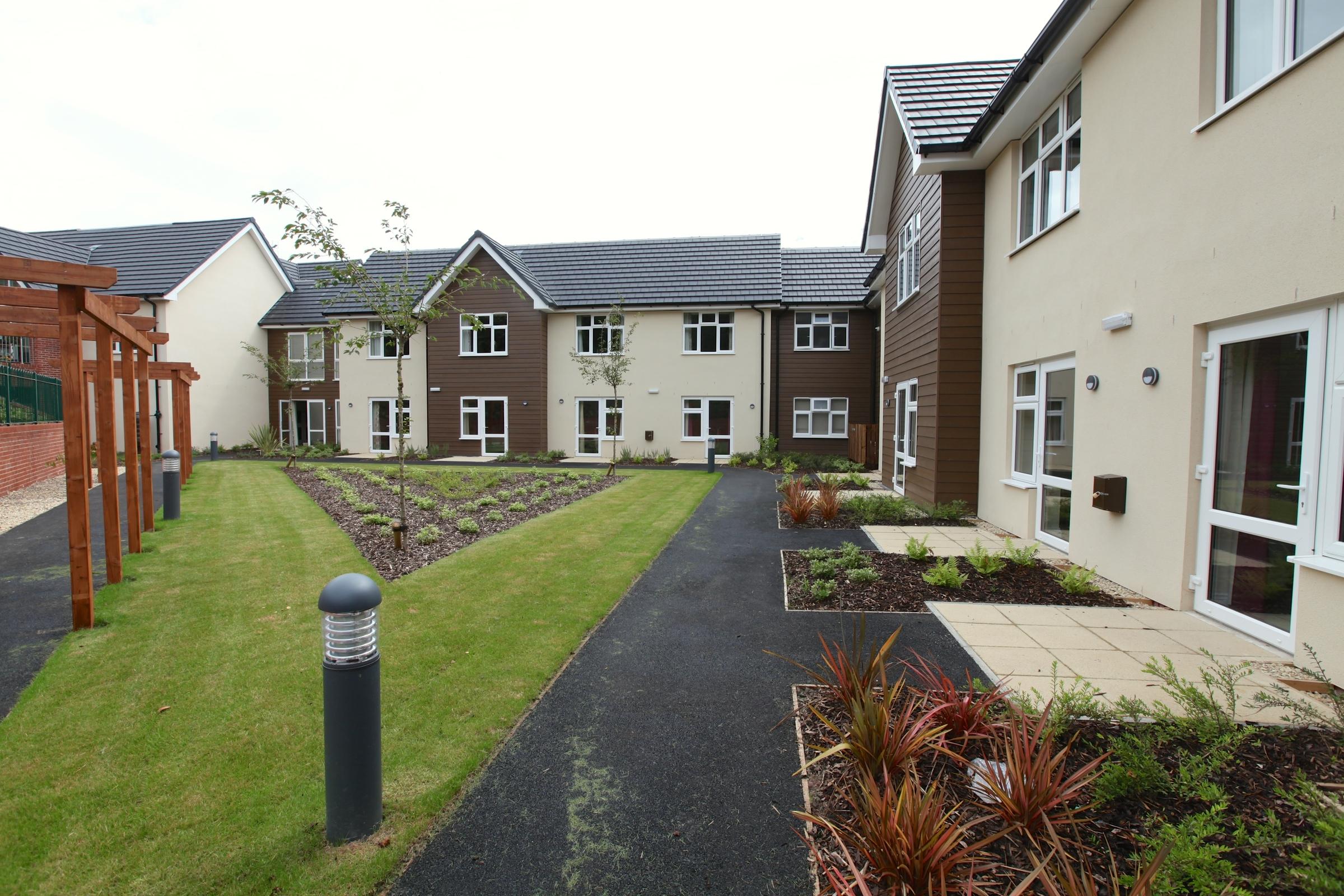 Bryn Ivor Lodge Care Home  Gallery