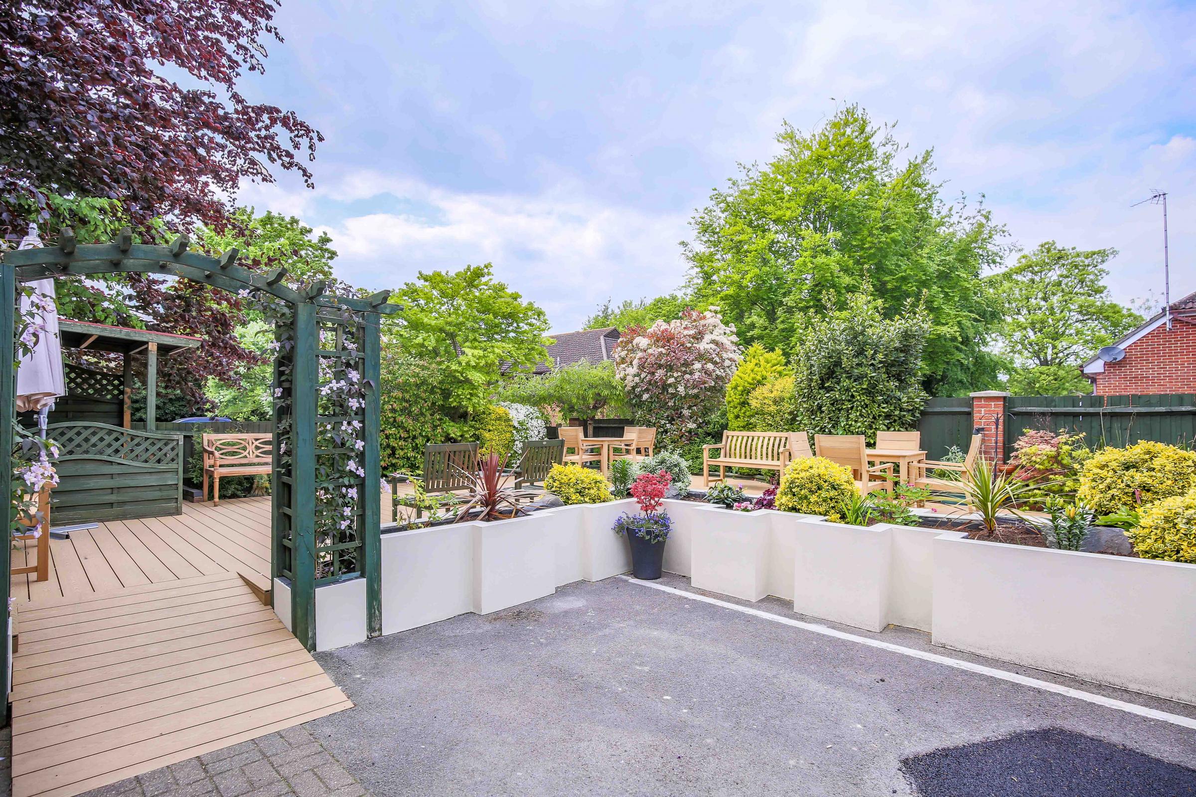 Garden at Ashcombe House nursing home