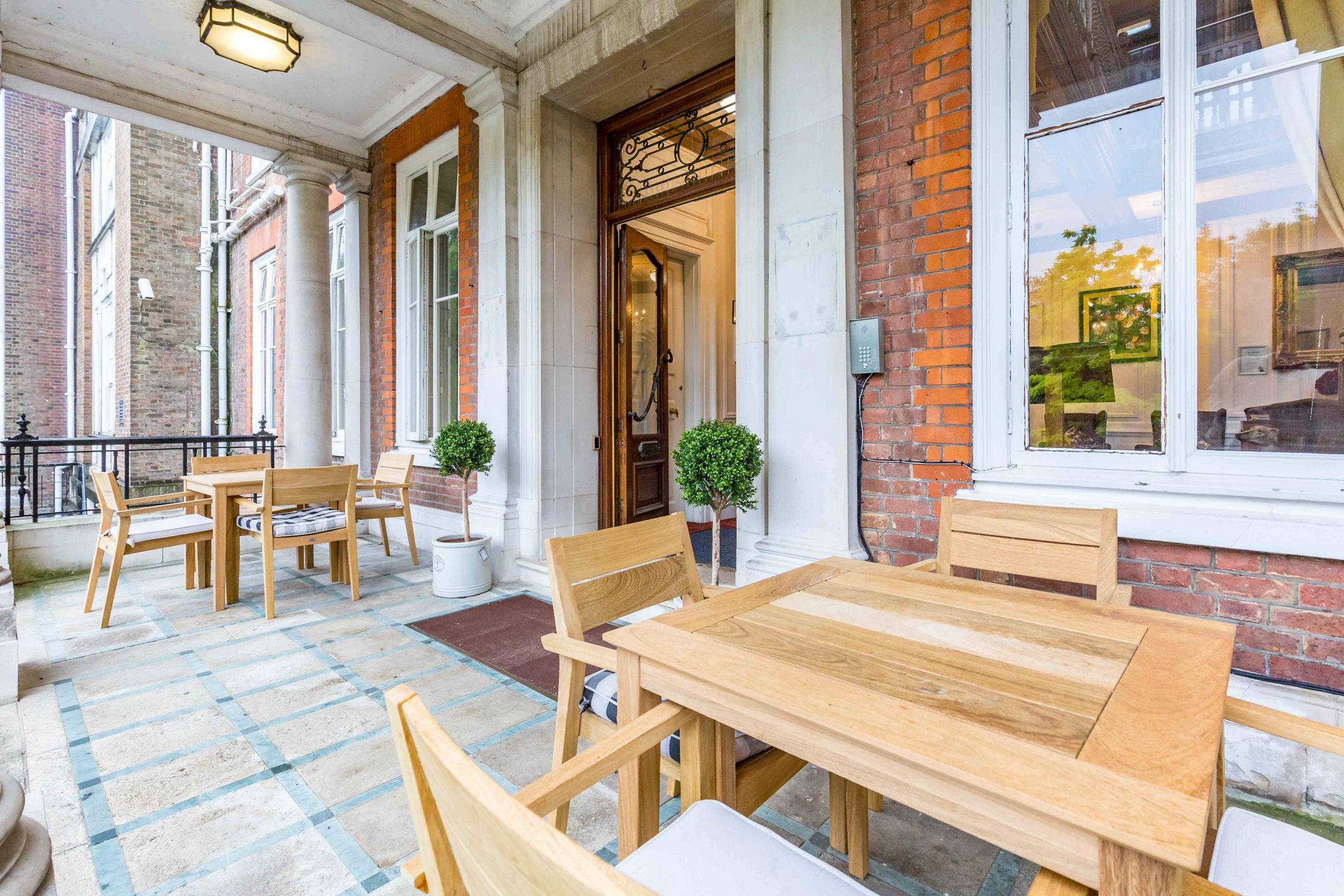 Care homes and elderly care from Barchester Healthcare