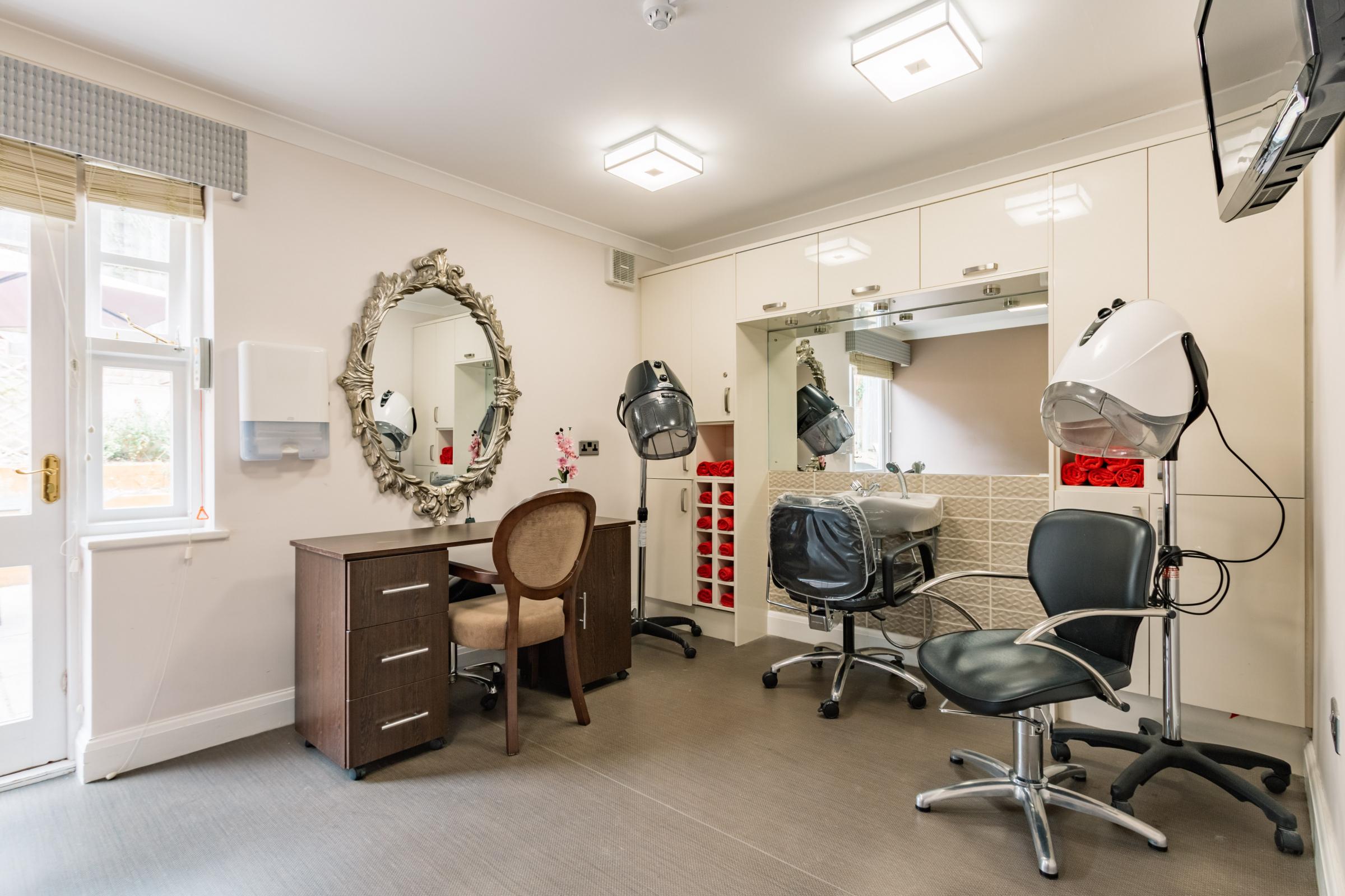 Wimbledon Beaumont Care Community Gallery