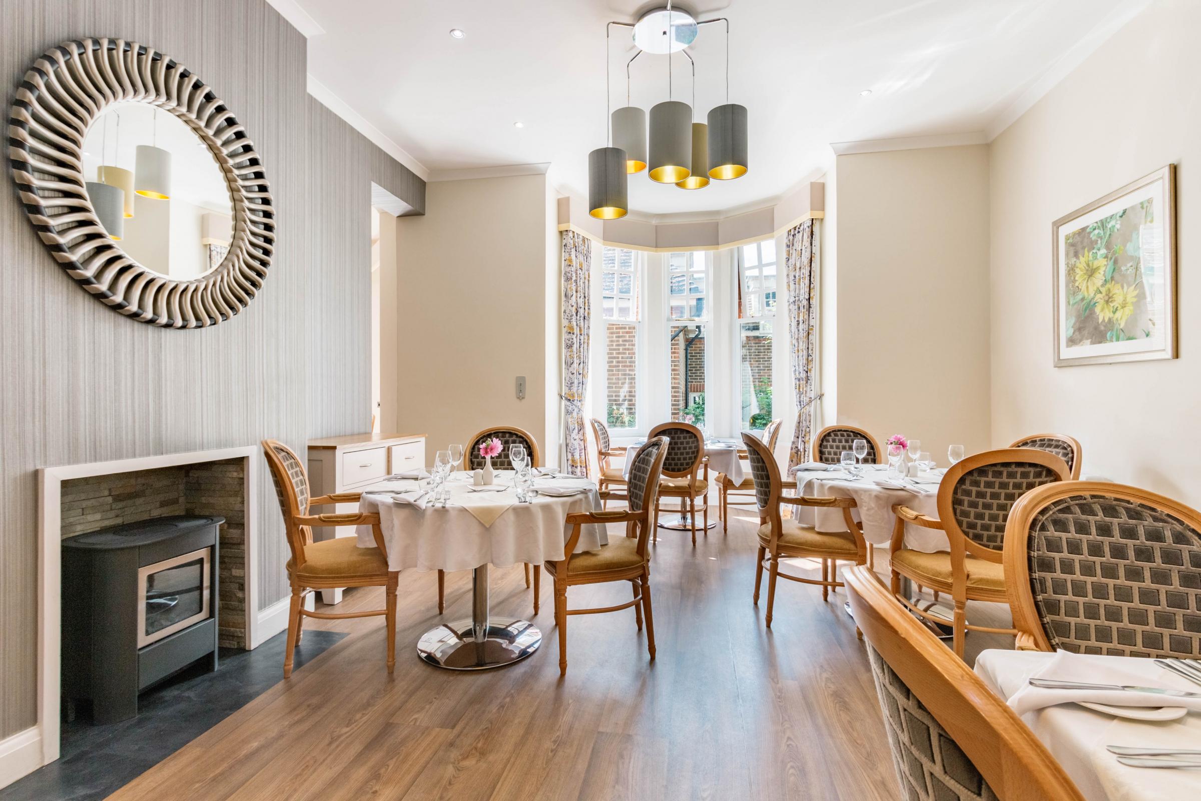 Wimbledon Beaumont Care Community Gallery