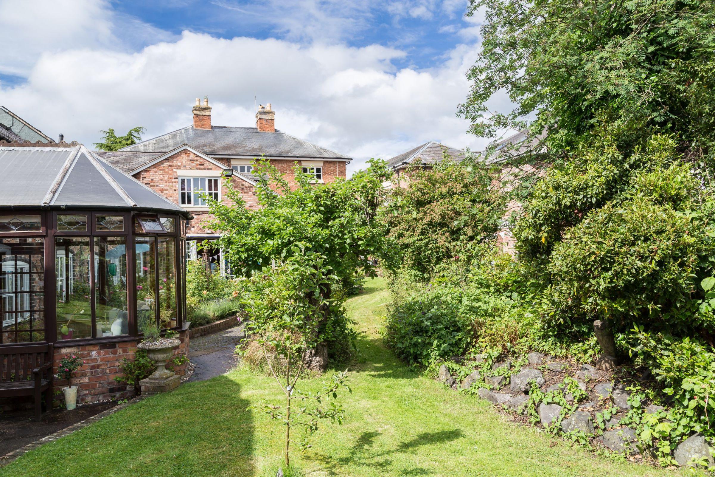 Mount House and Severn View Gallery