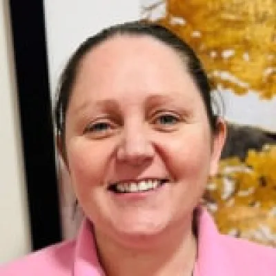 Lisa Peart