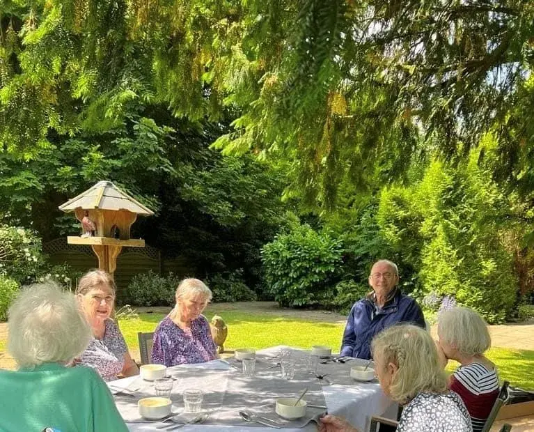 Alfresco Dining