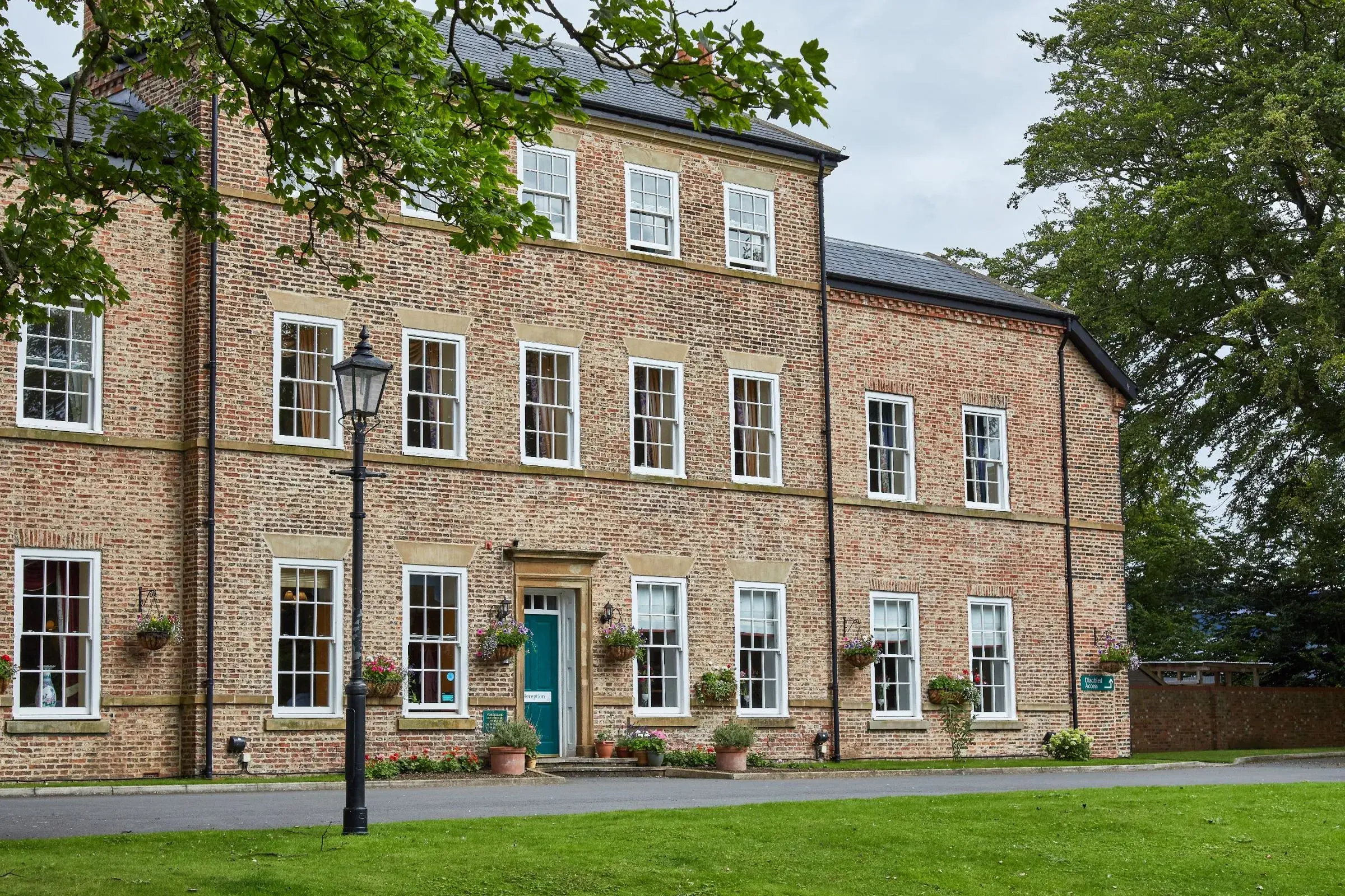 Care & Facilities at Mount Vale Care Home