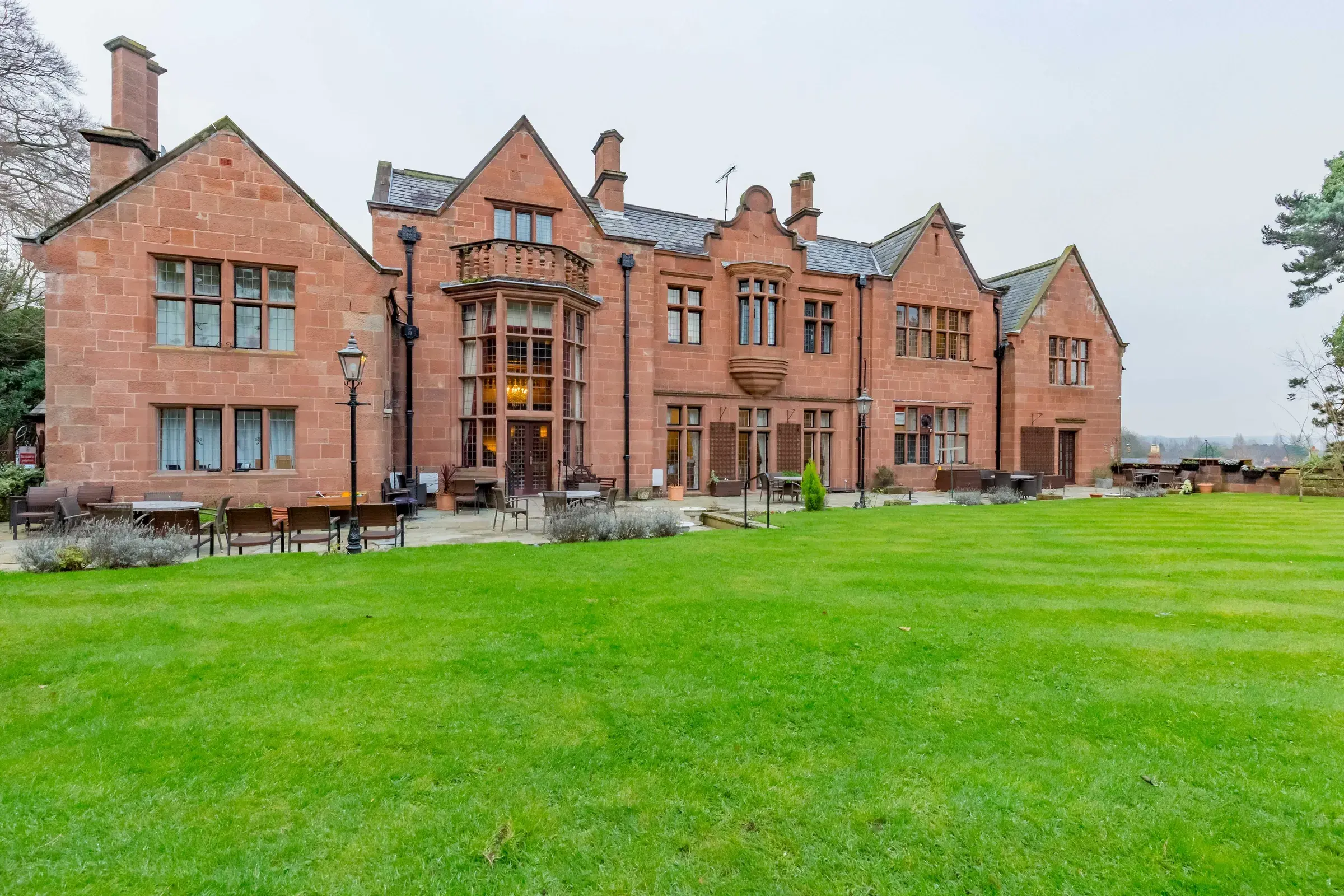 Care & Facilities at Caldy Manor Care Home