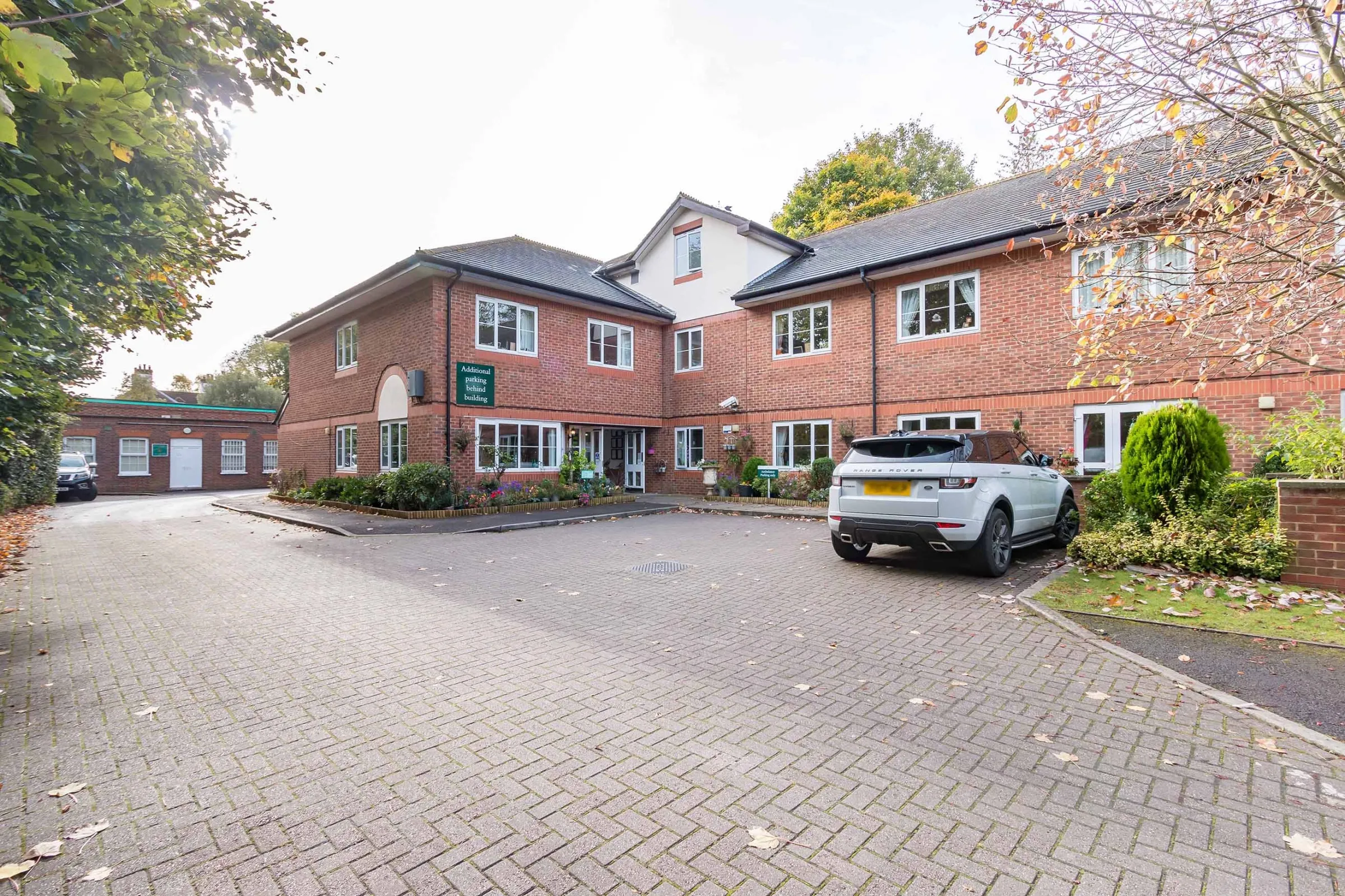 Care & Facilities at Shelburne Lodge Care Home