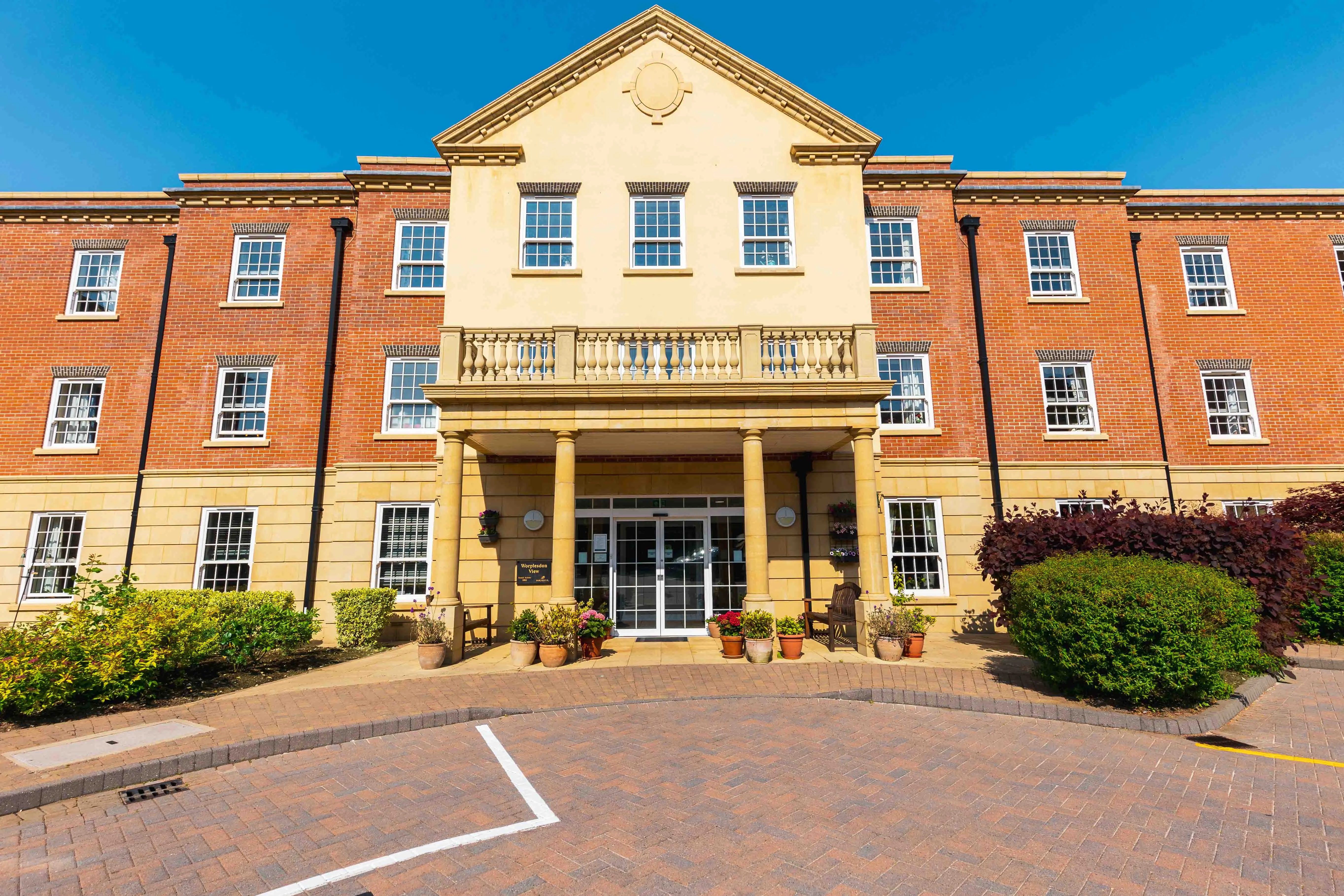 Care & Facilities at Worplesdon View Care Home