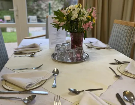 Local Co-op Donates Flowers
