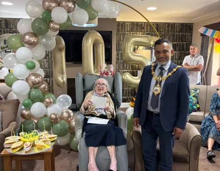 Many happy returns Peggy! 