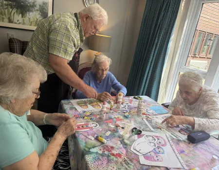 Creativity and calm through art therapy