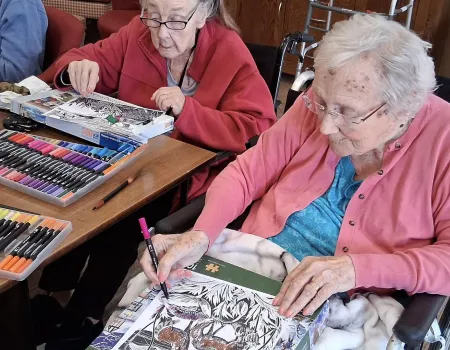 Art Therapy Session Brings Joy to Residents