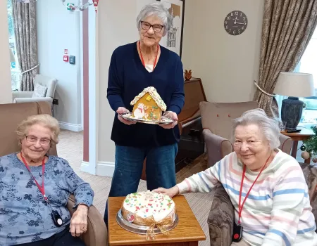 Decorating Gingerbread House Cake