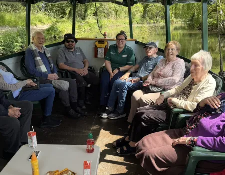A trip on the Basingstoke Canal
