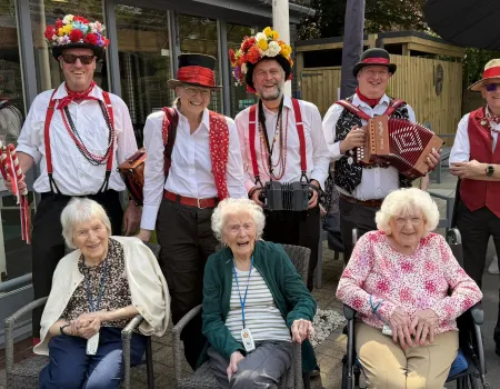 Basingclogs Morris Dancers