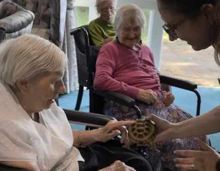 Pet Therapy with the Slithering Creatures from Zoo Labs