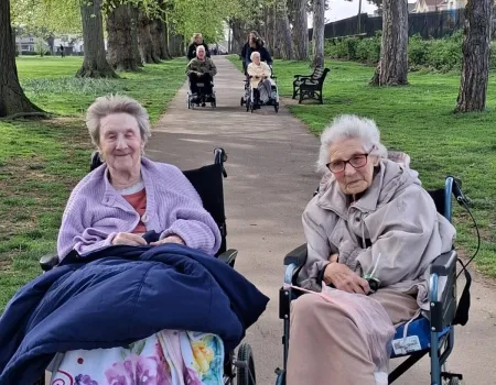 Minibus trip to Page Park in Kingswood