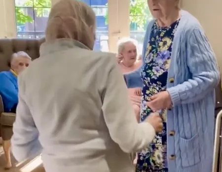Hall Park welcomed back Bulwell Community Choir