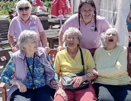 Residents Enjoy a Wonderful Morning at Hatton Locks