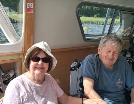 A scenic route down the River Thames 