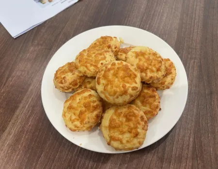 Baking cheese scones