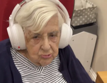 Mind Song and Music for Memories weekly sessions
