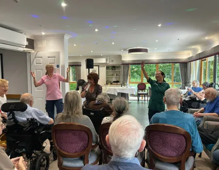 Julie Sings