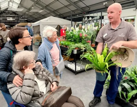 Queens manor goes to Dobbies garden centre for lunch 