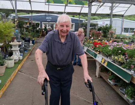 Residents enjoy a Wonderful Day Out at Dobbies Garden Centre