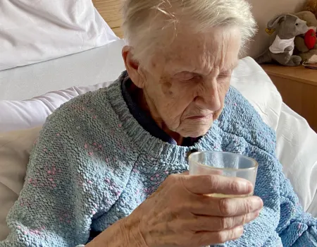 Our residents at Hall Park celebrated National Iced Tea Day!