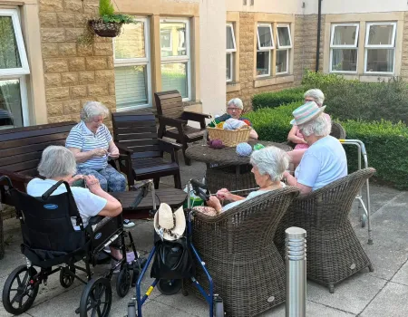Knit and Natter in the Sun 