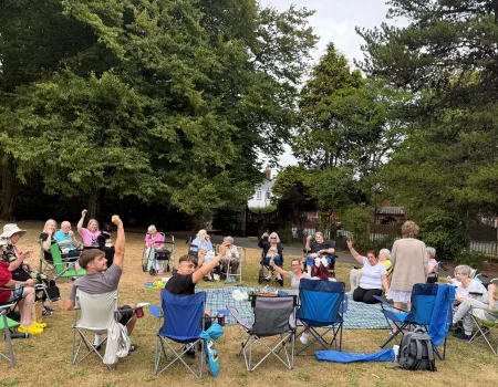 Picnic and Prosecco