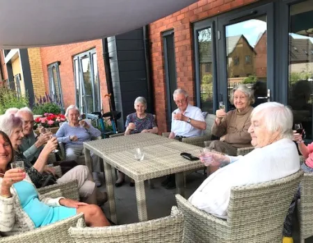 A Quiz and a Glass of Wine in the Sunshine!