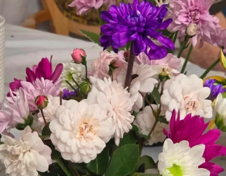 A Little Floral Creativity at Glebefields! 