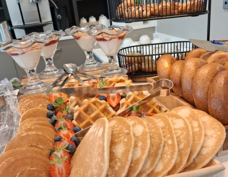 Family Bistro Breakfast Club brings generations together