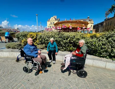 A day at the seaside 