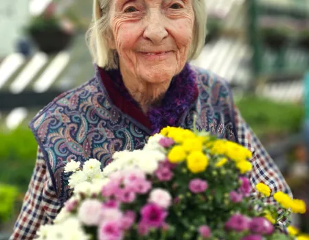 Resident Enjoyed a Blooming Community Outing