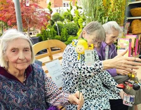 Resident Enjoyed a Blooming Community Outing