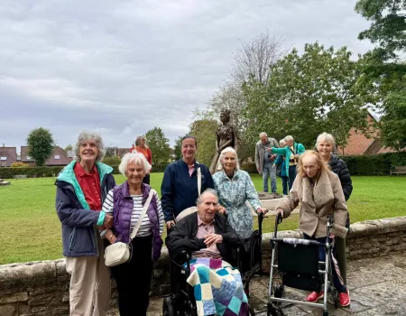 A Right Royal Visit to Romsey Abbey ......