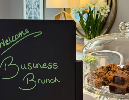 Businesses That Brunch