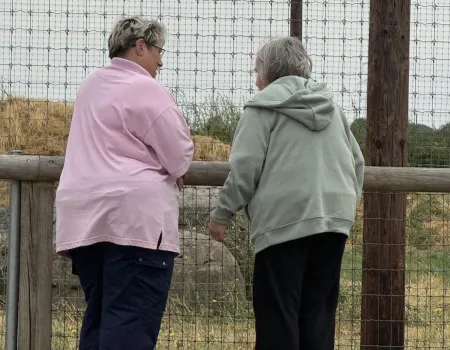 Longueville Court Residents Enjoy a Day at the Zoo